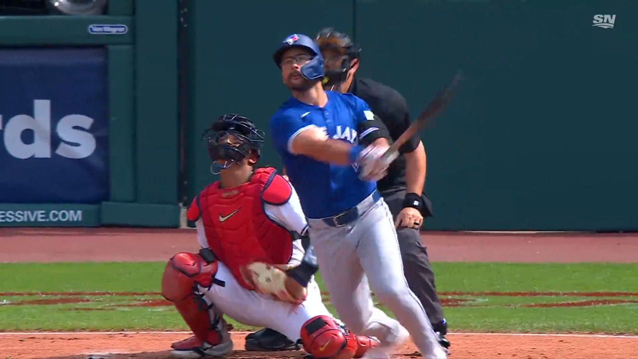 Schneider launches opposite field bomb for 10th homer of year