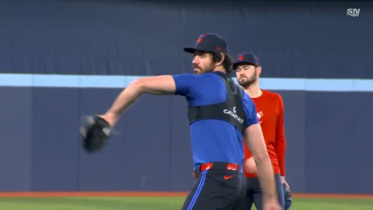 Blue Jays bullpen plans go awry after Romano’s set back