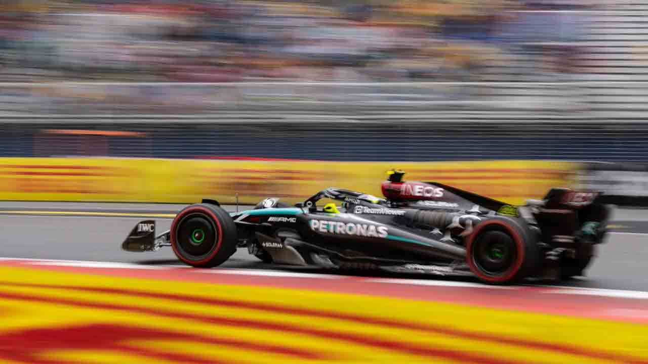 Lewis Hamilton posts fastest lap in third free practice at Canadian GP