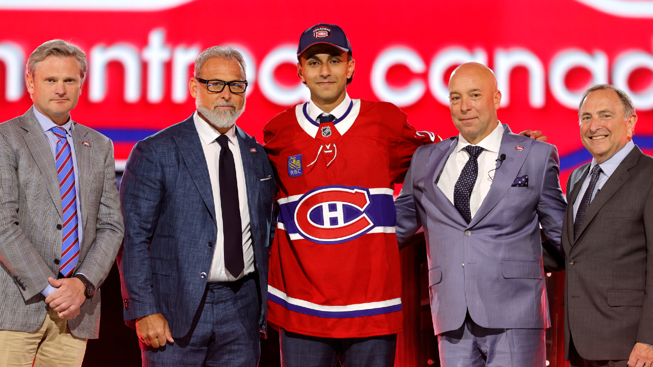 Canadiens boost centre depth by selecting Michael Hage 21st overall