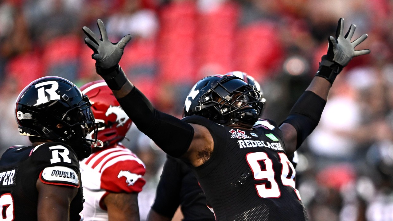 Ottawa Redblacks roll over Calgary Stampeders, remain unbeaten at home