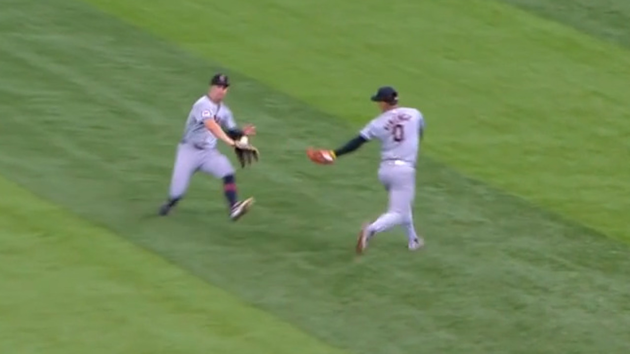 Guardians’ Gimenez and Brennan team up to make unbelievable catch