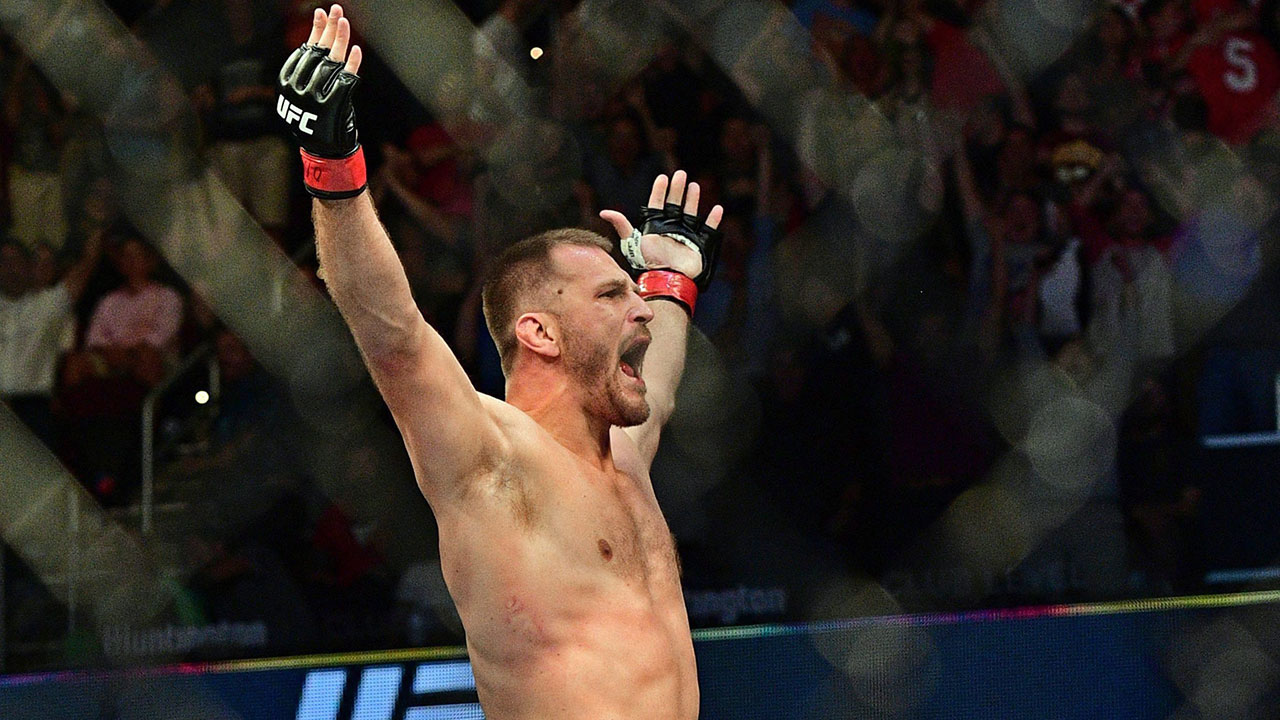 Four times fighting in front of home crowd benefitted UFC champions