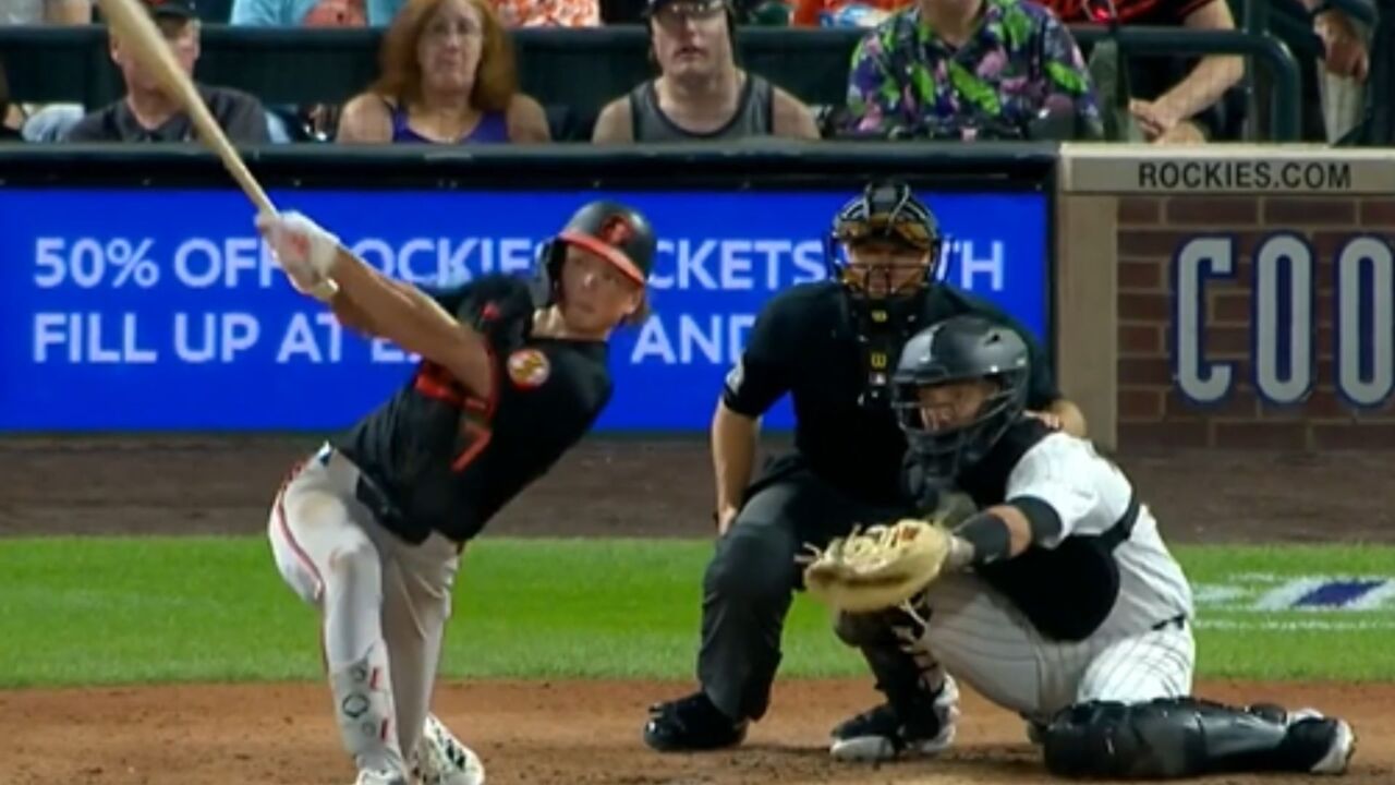 Orioles’ Holliday comes up clutch with huge triple