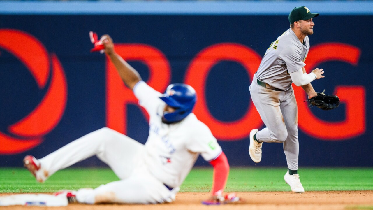 Guerrero Jr.’s impact beyond his bat during torrid stretch