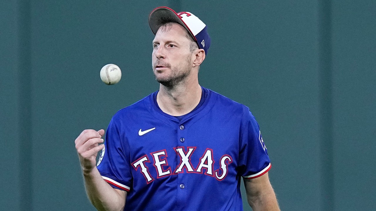 Rangers place RHP Max Scherzer on 15-day injured list