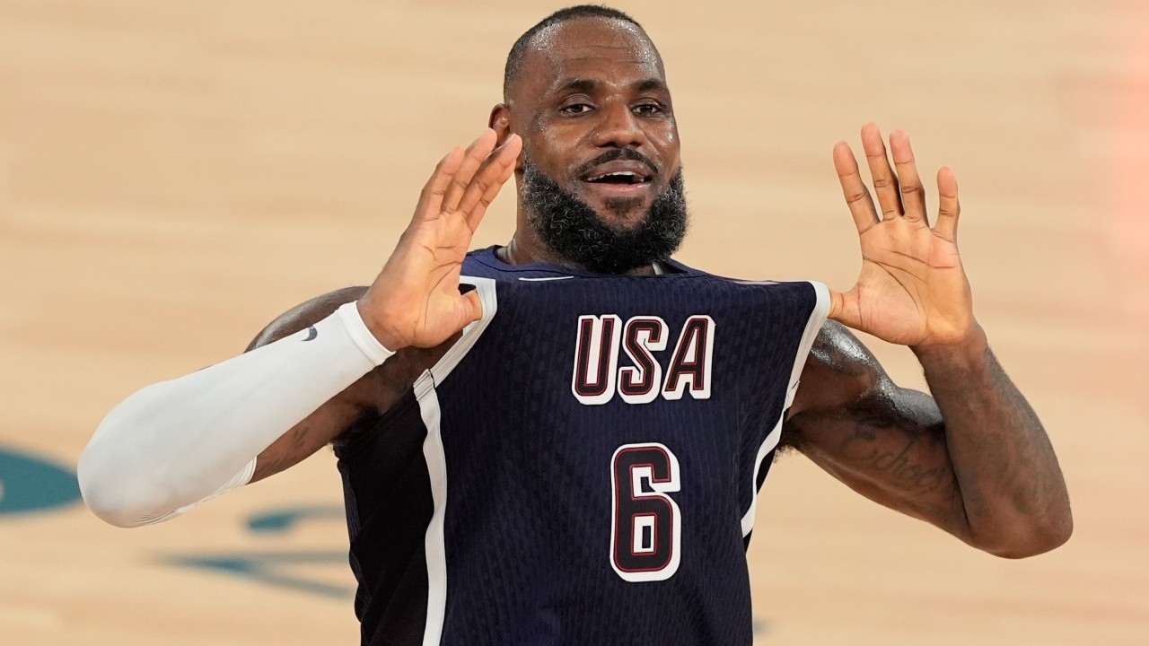 U.S. downs France to claim fifth-straight men’s basketball gold