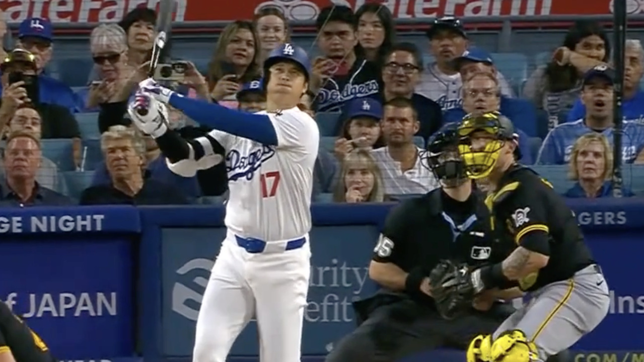 Dodgers’ Ohtani crushes 35th homer of the year to deep centre field
