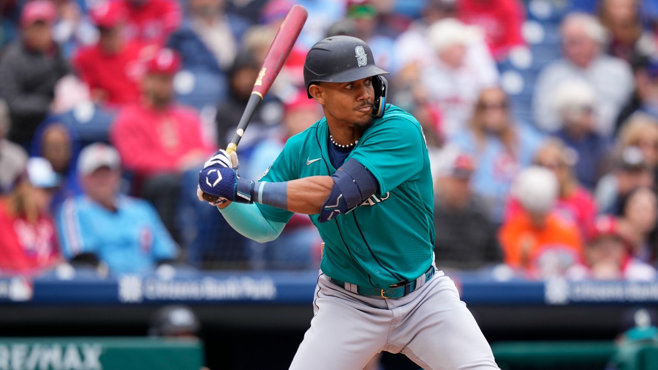Mariners’ Julio Rodriguez takes next step in recovery, no timeline on return