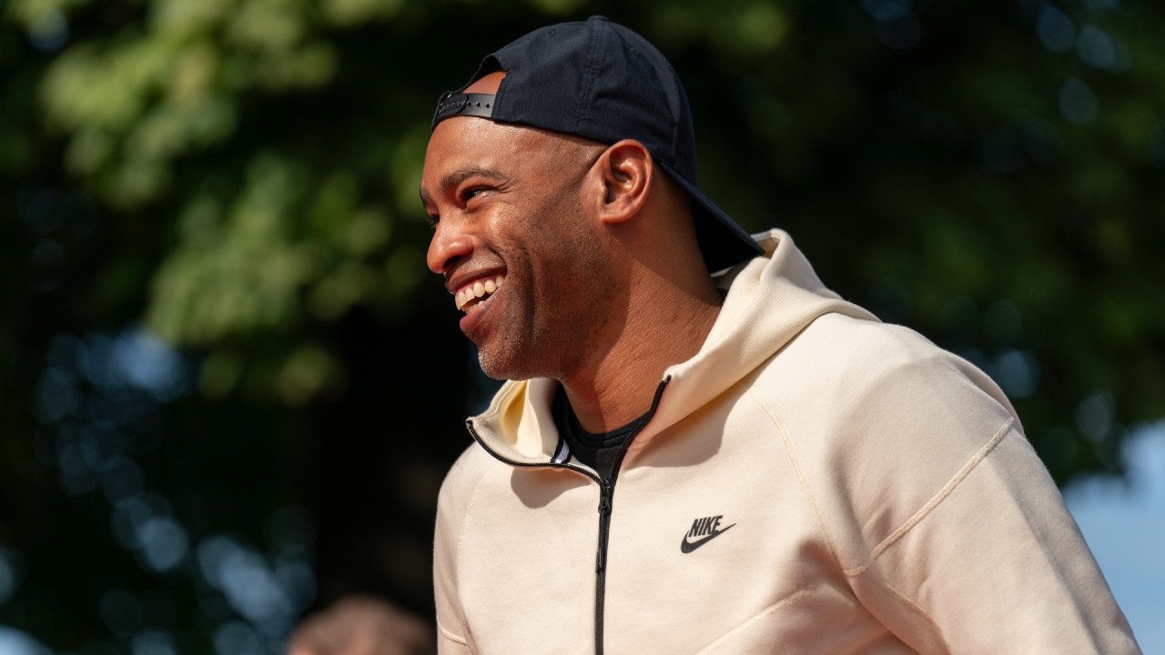 Vince Carter has message for conflicted Raptors fans: ‘Enjoy it’