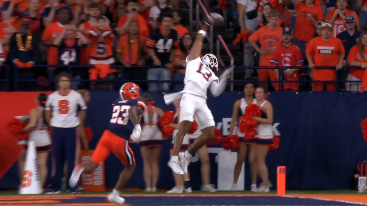 Stanford’s Ayomanor hauls in unbelievable one-handed TD catch