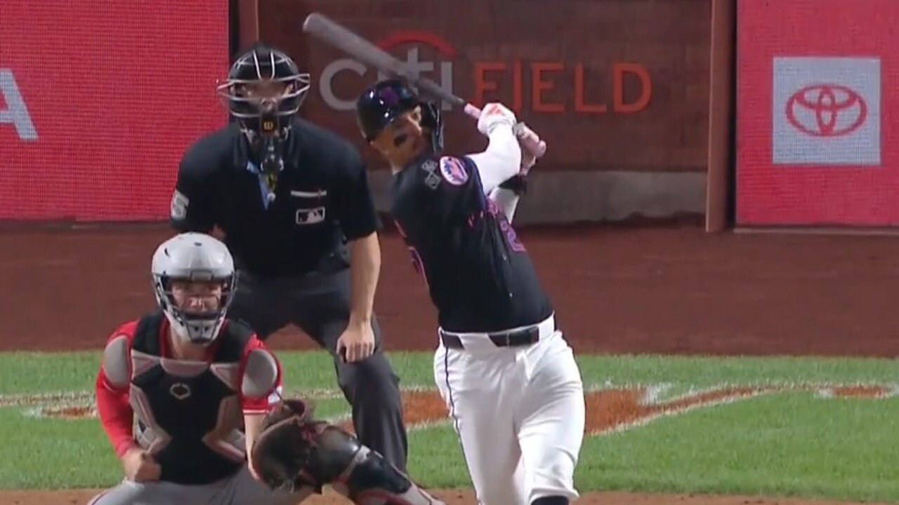 Vientos smashes walk-off homer in extras for Mets’ eighth straight win