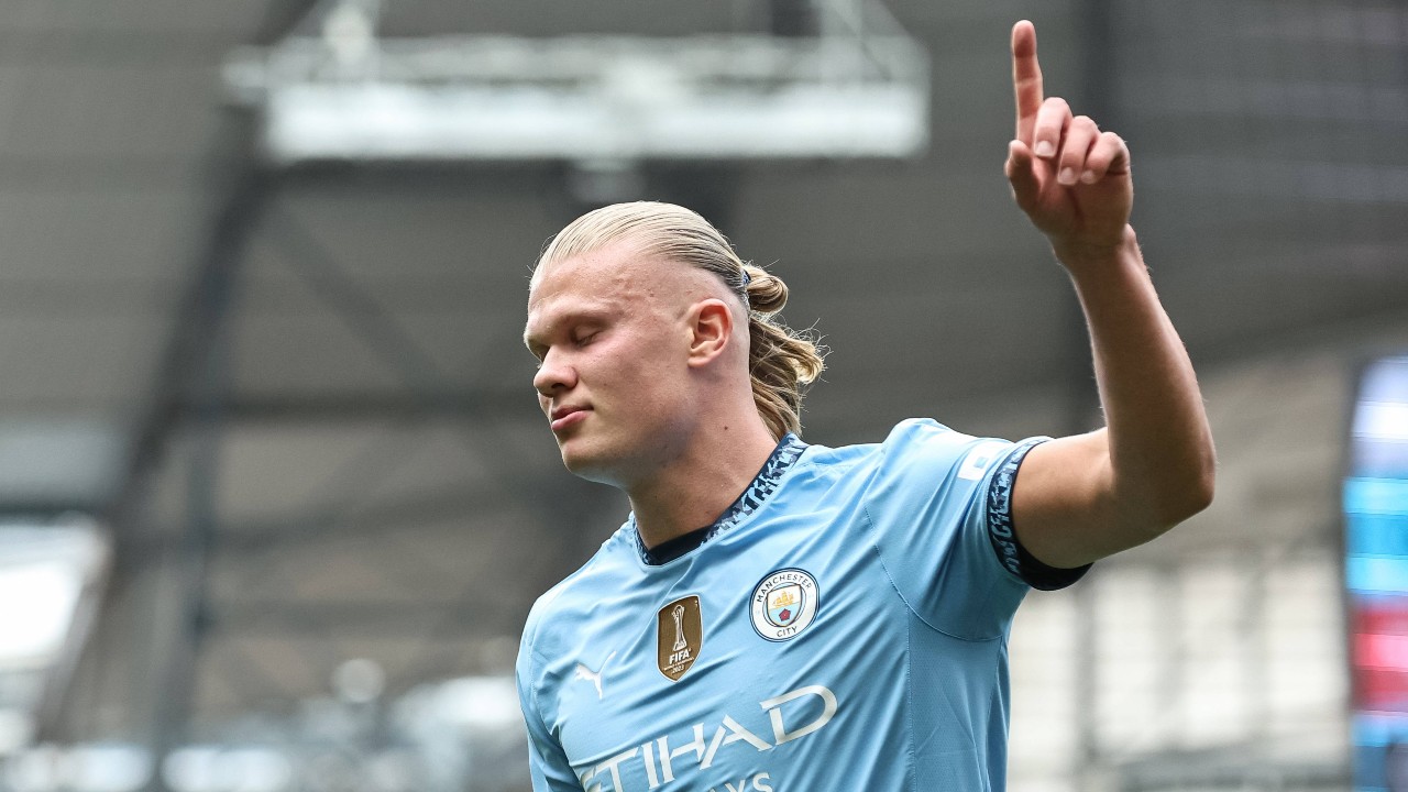 Premier League Roundup: Haaland reaches 99 goals, Liverpool loses to Forest
