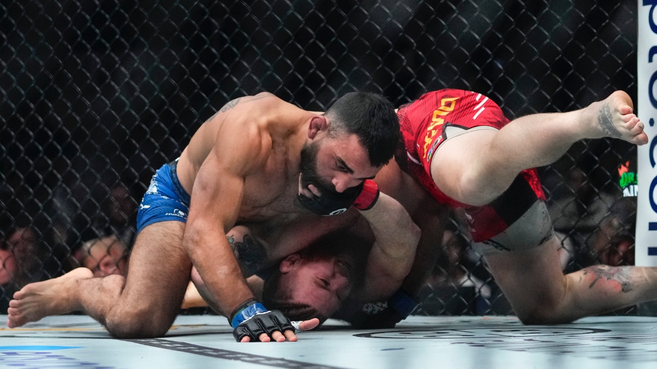 UFC Cage Locks: Does Saint Denis get back in win column vs. Moicano in Paris?