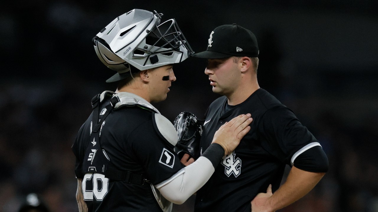 White Sox lose for 121st time to set modern MLB record