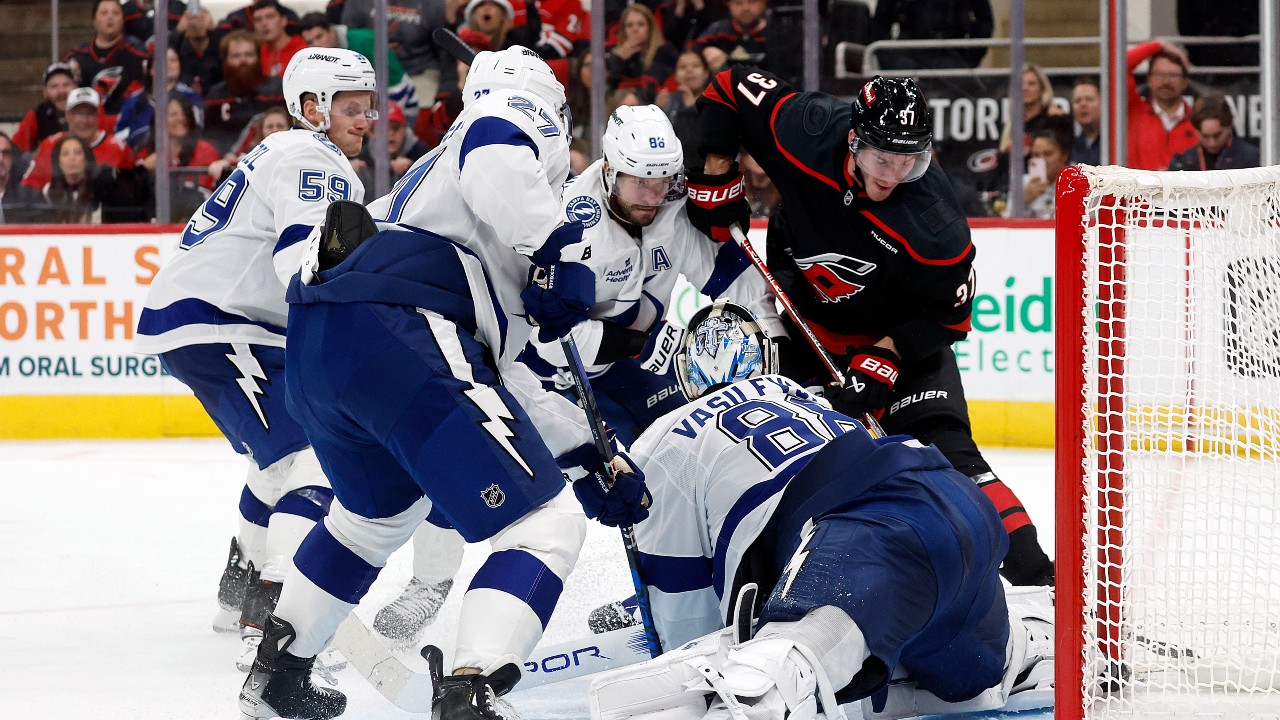 Kucherov hat trick to pushes Lightning past Hurricanes in season opener