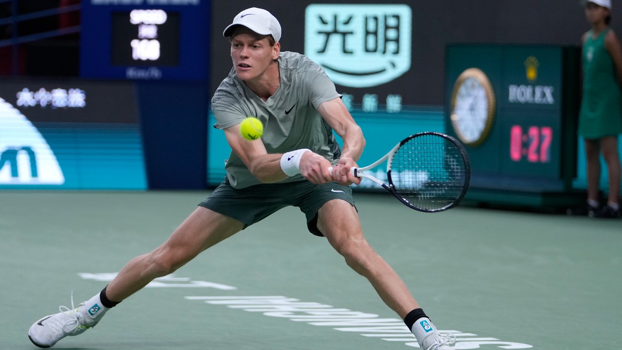 Jannik Sinner, Novak Djokovic reach Shanghai Masters final