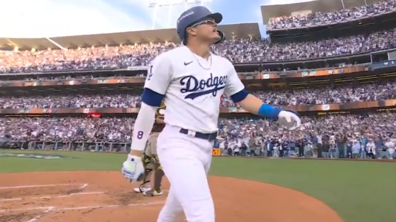Enrique Hernandez puts Dodgers on board with solo shot vs. Padres