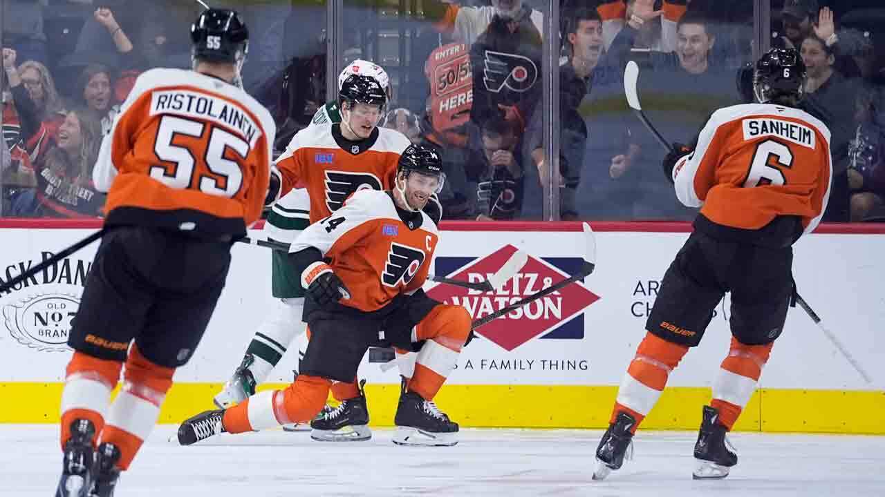 Flyers’ Couturier caps high-scoring affair vs. Wild with hat trick