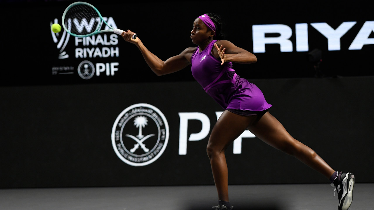 Gauff upsets Sabalenka, sets up showdown with Zheng for WTA Finals title