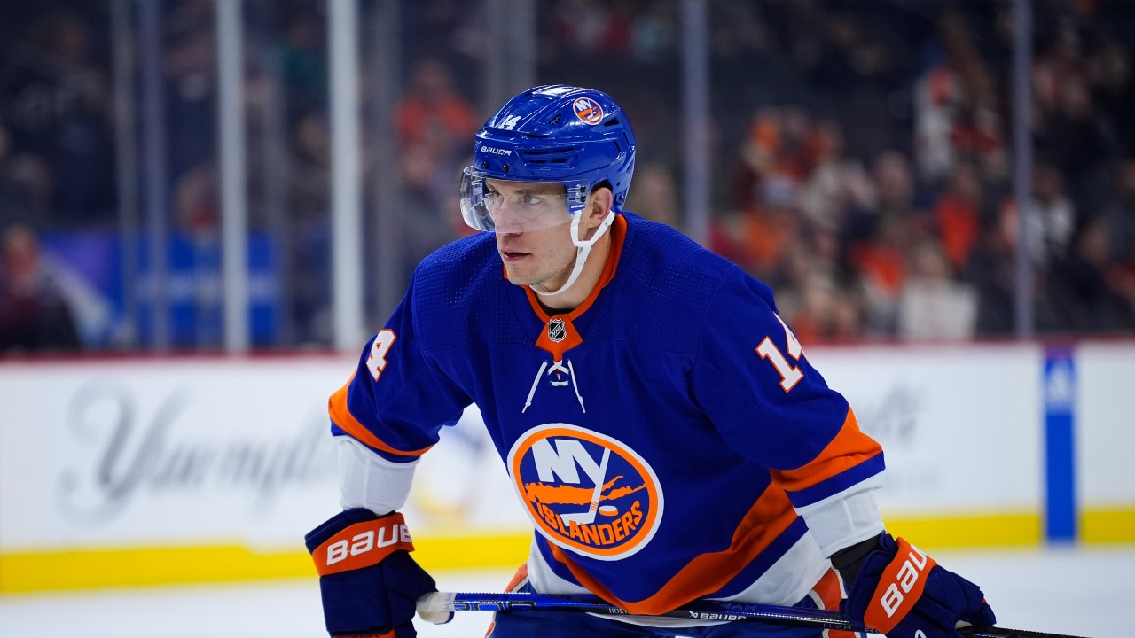 Islanders’ Bo Horvat day-to-day with lower-body injury