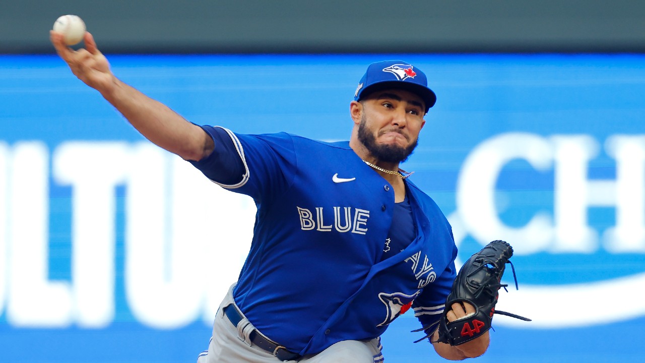 Blue Jays finalize Yimi Garcia signing, designate Nick Raposo for assignment