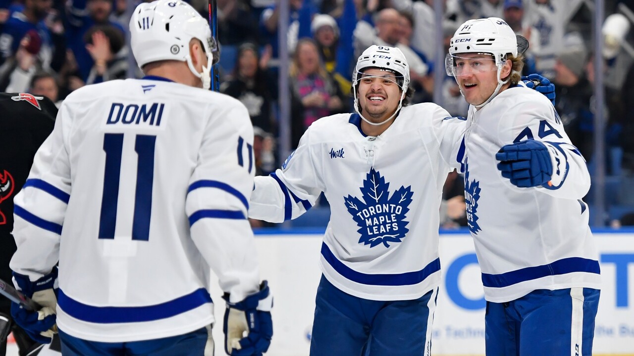 Maple Leafs’ third line erupts to spur big win over Sabres
