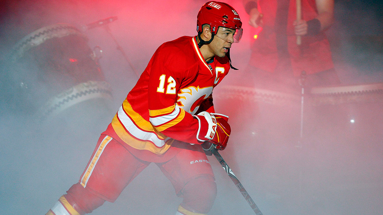 Gaudreau, Iginla, Tkachuk headline Flames’ quarter-century team