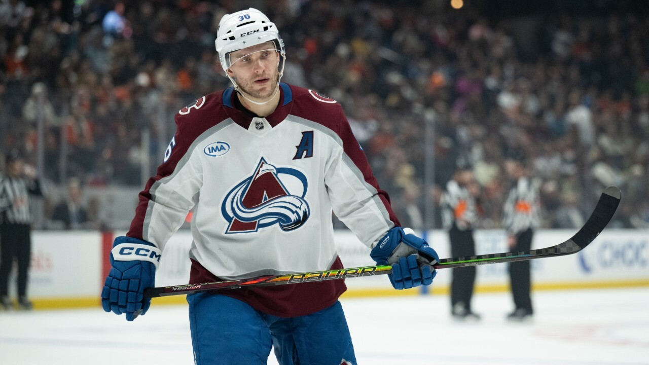 Avalanche stun hockey world dealing Rantanen to Hurricanes