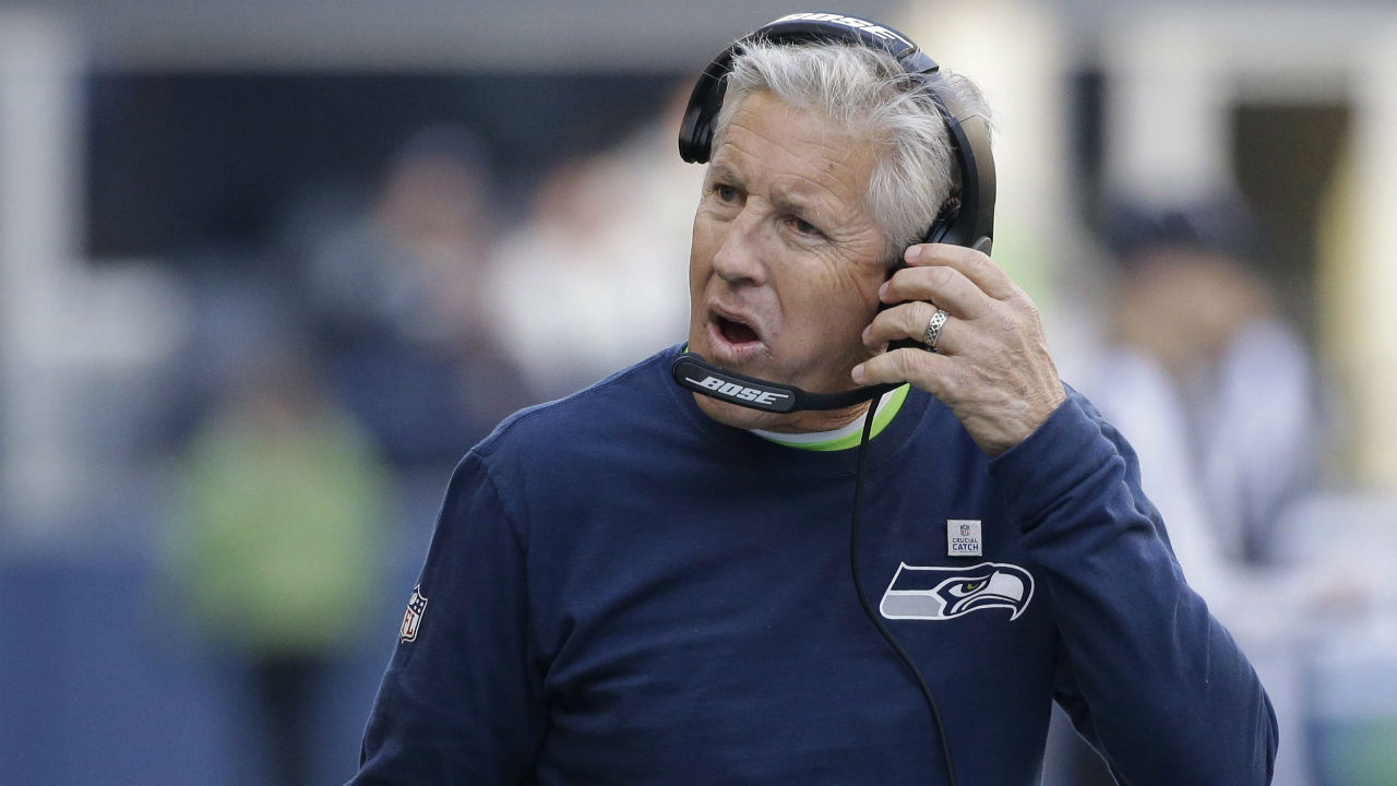 Raiders officially name Pete Carroll as head coach