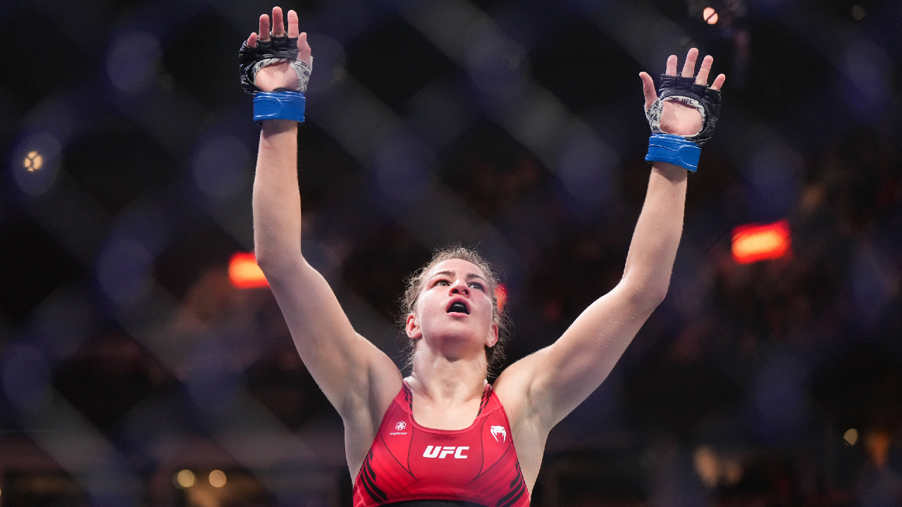 Jasmine Jasudavicius wins historic bout over Bueno Silva at UFC Saudi Arabia